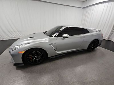 używany Nissan GT-R 3.8dm 565KM 2018r. 38 422km