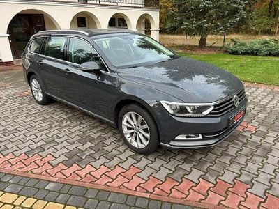 Używany VW Passat Highline 150 KM (110 kW) 2017 Szary Kombi