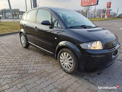 Czarny Używany 2001 Audi A2 Hatchback | 9900 zł (Dość drogi)