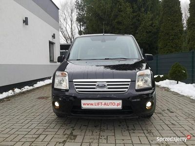 Czarny Używany 2010 Ford Tourneo Connect Minivan | 13 900 zł