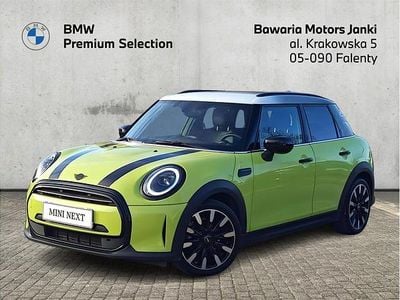 Zesty yellow Używany 2022 Mini Cooper Hatch Hatchback | 104 900 zł (Dość drogi)