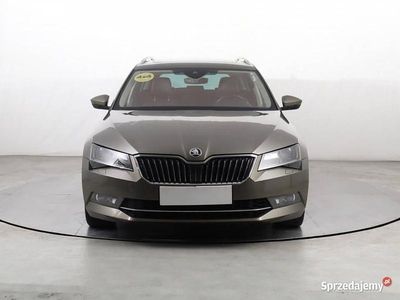 Zielony Używany 2017 Skoda Superb Kombi | 67 999 zł (Dość drogi)