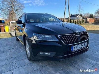Używany Skoda Superb 2018 Czarny Kombi