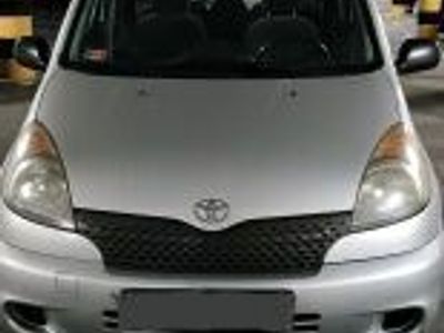 Toyota Yaris Verso