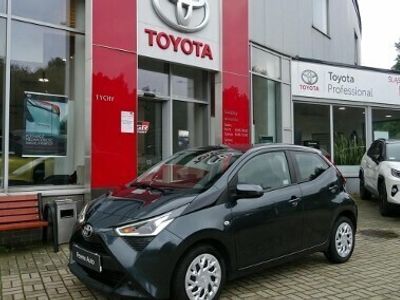 Biały Używany 2020 Toyota Aygo X-play Hatchback | 49 800 zł