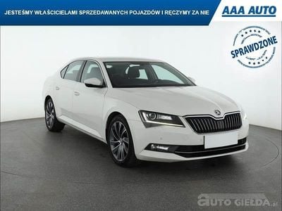 Używany Skoda Superb 120 KM (88 kW) 2016 Biały