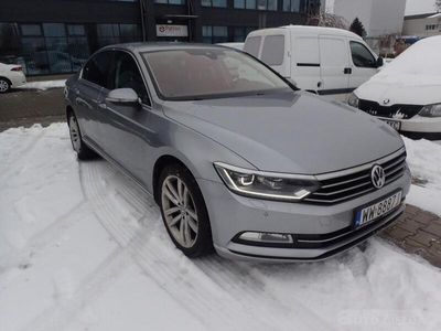 używany VW Passat sedan (limuzyna)