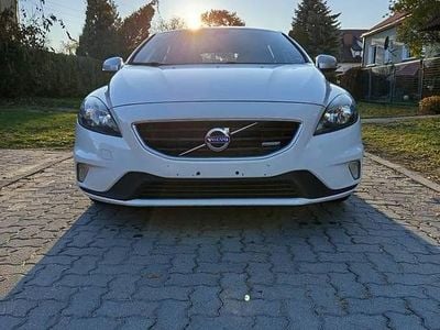 Używany Volvo V40 R-Design 2014 Biały Kombi