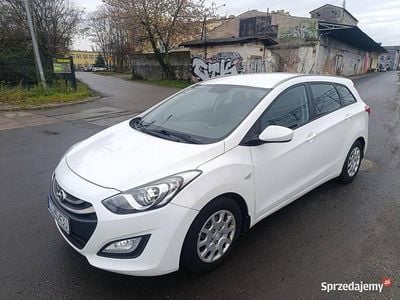 Używany Hyundai i30 2014 Biały Kombi