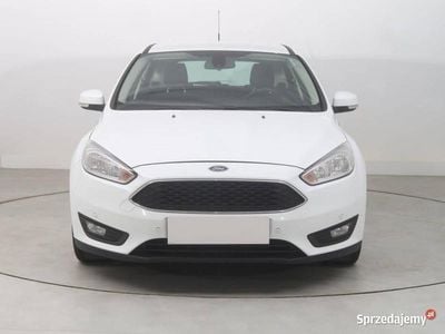 Biały Używany 2015 Ford Focus Hatchback | 27 999 zł (Uczciwa cena)