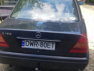 Mercedes C180