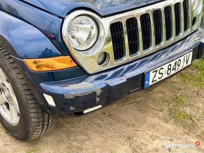 używany Jeep Cherokee Kj - 2005 rok / zadbany