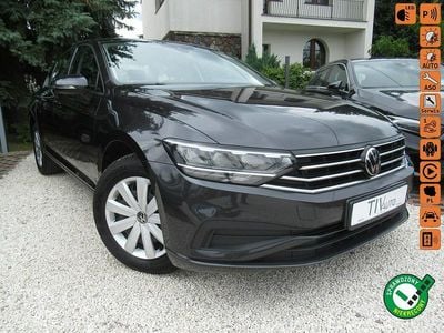 Inny (metalik) Używany 2021 VW Passat Sedan/Limuzyna | 50 320 zł