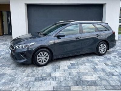 Szary Używany 2019 Kia Ceed Sportswagon Kombi | 59 900 zł