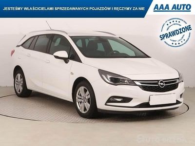 Biały Używany 2018 Opel Astra | 52 999 zł (Drogi)