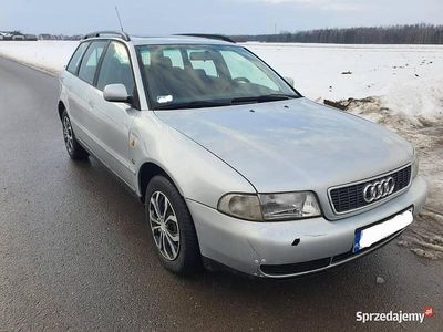 Używany Audi A4 1997 Srebrny Kombi