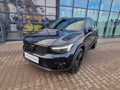 Czarny Używany 2025 Volvo XC40 SUV | 169 900 zł (Dość drogi)
