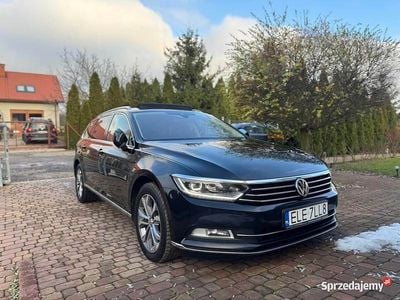 Czarny Używany 2019 VW Passat Kombi | 72 900 zł (Dość drogi)