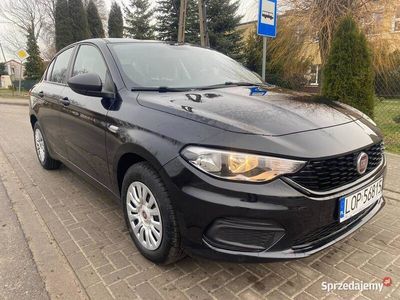 używany Fiat Tipo Tipo2017 1.4 95km 60 tyś. PrzebieguTipo 2017 1.4 95km 60 tyś. Przebiegu