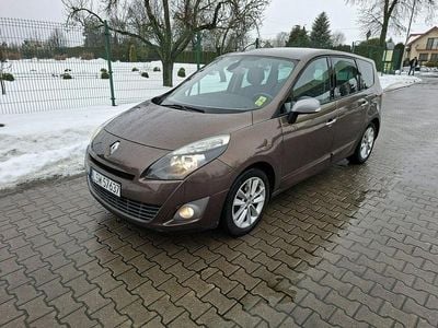 Używany Renault Grand Scénic III 110 KM (80 kW) 2011 Brązowy Minivan