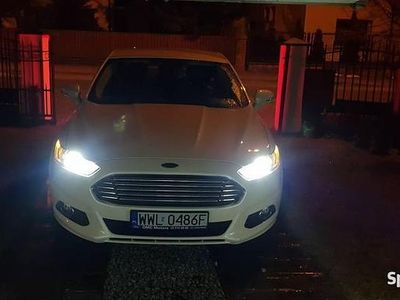 Używany Ford Mondeo 160 KM (117 kW) 2014 Biały Sedan/Limuzyna