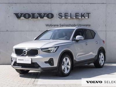 Używany Volvo XC40 197 KM (144 kW) 2024 Srebrny SUV