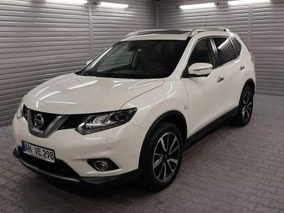 Biały (metalik) Używany 2016 Nissan X-Trail SUV | 59 999 zł (Dość drogi)