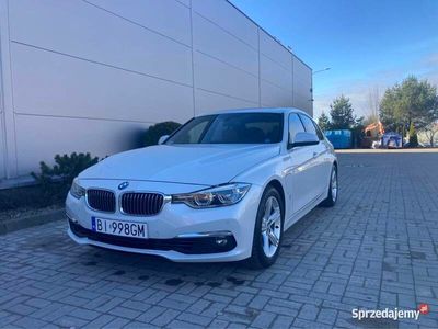 BMW 330e