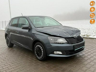 Niebieski ciemny (metalik) Używany 2016 Skoda Fabia Ambition Hatchback | 6900 zł