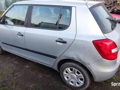 Srebrny Używany 2012 Skoda Fabia Sedan/Limuzyna | 4700 zł (Super Cena)