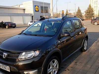 Czarny Używany 2014 Dacia Sandero Stepway Hatchback | 25 500 zł (Dość drogi)
