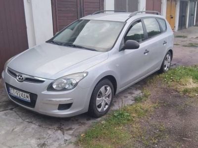 Używany Hyundai i30 2009 Srebrny Sedan/Limuzyna