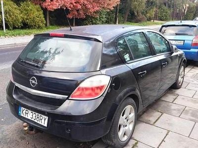 Używany Opel Astra 2006 Czarny Sedan/Limuzyna