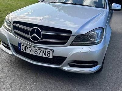 Używany 2012 Mercedes C250 | 37 900 zł