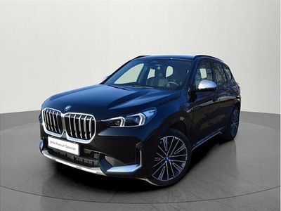 Czarny szafir metalizowany Używany 2023 BMW X1 Comfort Edition SUV | 155 900 zł