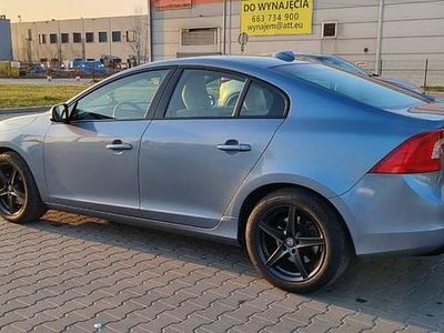 Używany Volvo S60 2017 Niebieski Sedan/Limuzyna