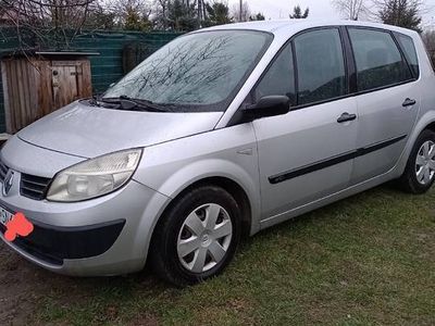 używany Renault Scénic II 1,5dci 2004