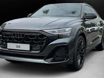 Używany Audi Q8 286 KM (210 kW) 2024 Szary SUV
