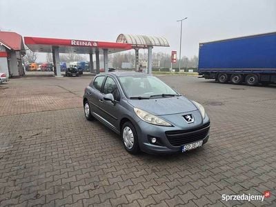 Szary Używany 2009 Peugeot 207 Hatchback | 7900 zł (Uczciwa cena)