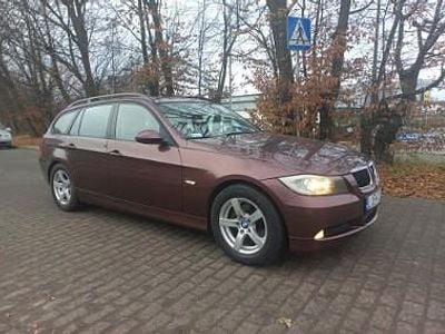 Inny kolor Używany 2005 BMW 320 Kombi | 14 900 zł (Dość drogi)