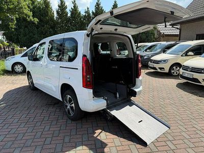 Używany Opel Combo Life 102 KM (75 kW) 2020 Biały Kombi