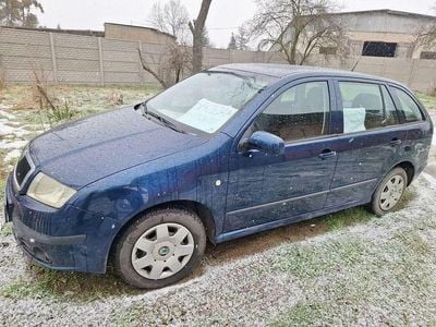 Inny kolor Używany 2007 Skoda Fabia Kombi | 7000 zł (Dość drogi)