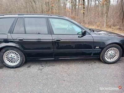 Używany BMW 520 2002 Czarny Kombi