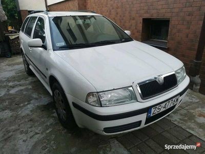 używany Skoda Octavia kombi klima