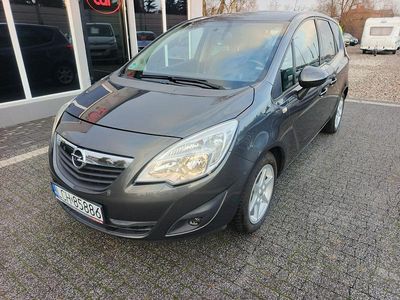 Szary Używany 2012 Opel Meriva Minivan | 22 500 zł (Dość drogi)