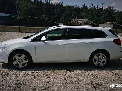 używany Opel Astra Sport Tourer