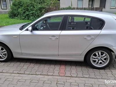 Używany BMW 118 143 KM (105 kW) 2008 Srebrny Hatchback