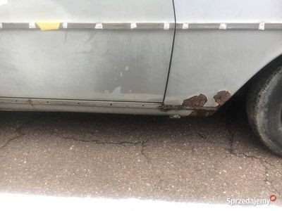 Używany 1971 Mercedes W108 SE Sedan/Limuzyna | 1000 zł