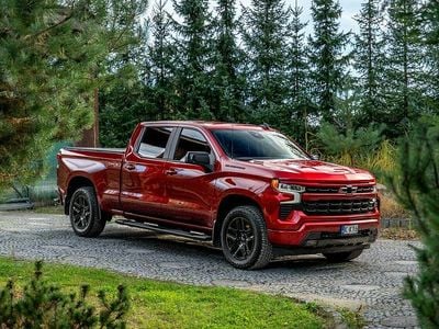 Używany Chevrolet Silverado 305 KM (224 kW) 2024 Czerwony Pickup