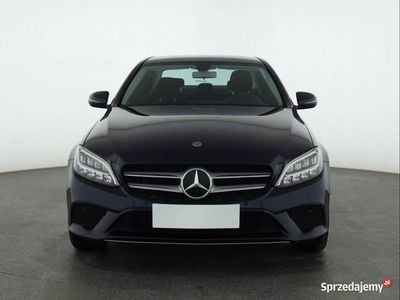 Używany Mercedes C180 2019 Niebieski Sedan/Limuzyna